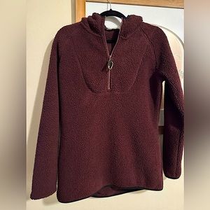 GUC-Ascend-Size M-Maroon-Sherpa Pullover-3/4 Zip with Hood.